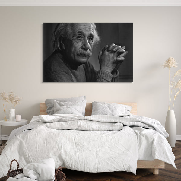 Leinwandbild Albert Einstein genialer Physiker Hände zusammengelegt