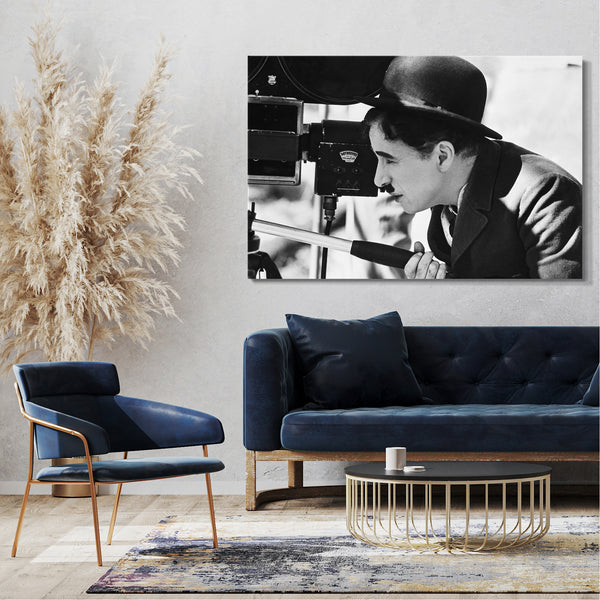 Leinwandbild Charlie Chaplin King of Comedy hinter der Kamera