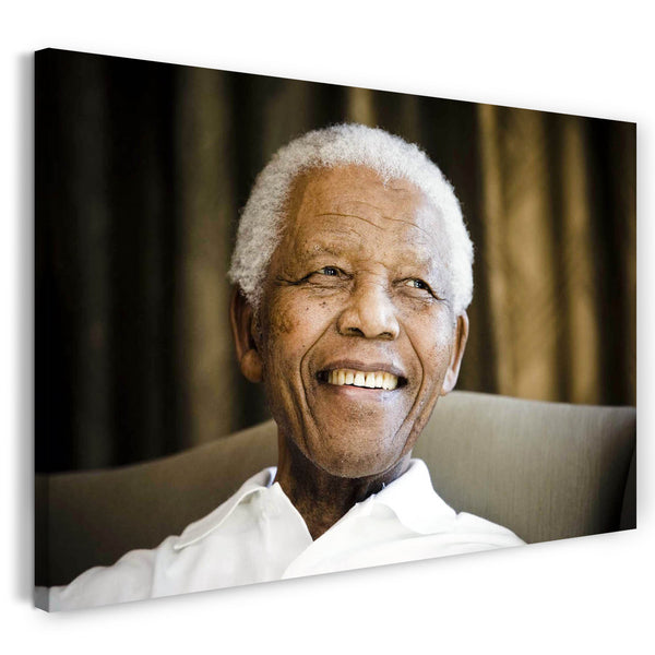 Leinwandbild Nelson Mandela in hohem Alter weisses Hemd im Sessel