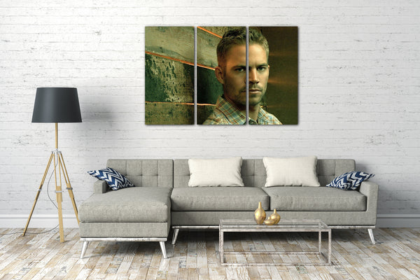 Leinwandbild Paul Walker cooler harter Blick vor Holzwand