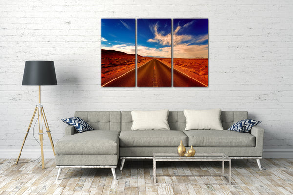 Leinwandbild Auto-Straße in Wüste Panorama USA Route 66 Highway blauer Himmel