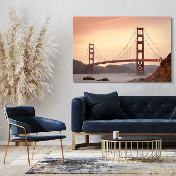 Leinwandbild Golden Gate Bridge Blick von unten links Morgen-Röte im Himmel