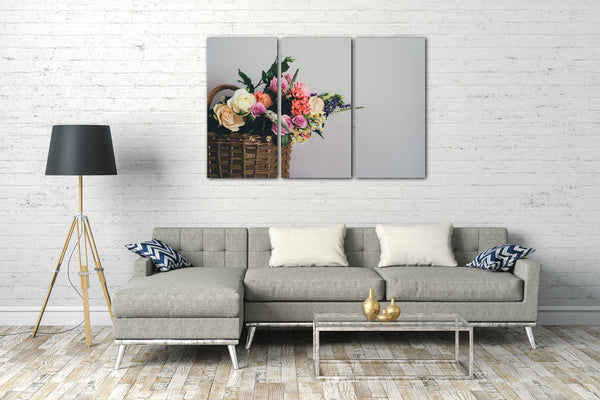 Leinwandbild Blumenbilder Blumenfotos Blumenstrauß in braunem Flecht-Korb