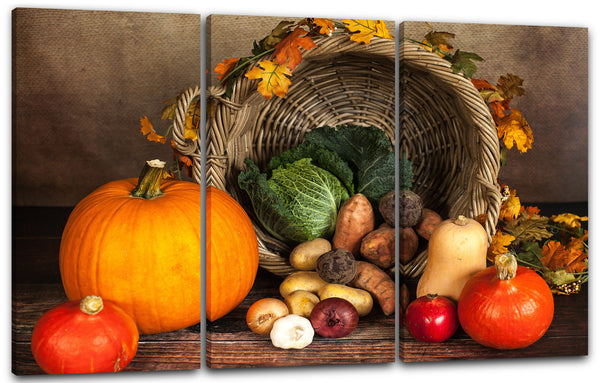 Leinwandbild Essensbilder Gemüse-Mix, Kürbis, Kartoffeln Knoblauch vor Flechtkorb