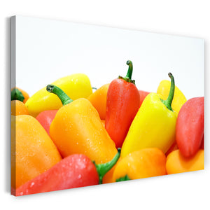 Leinwandbild Essensbilder Gemüse rot-gelbe Paprika vor weißem Hintergrund