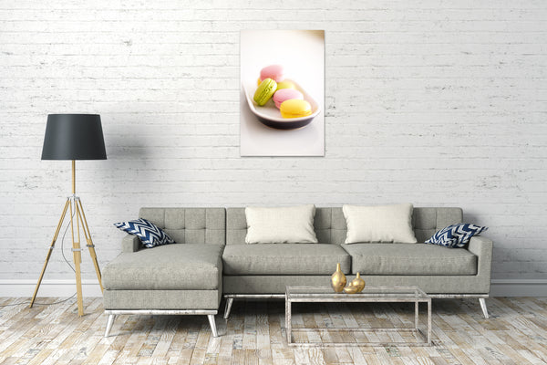 Leinwandbild Wandbild Küchendeko 6 Macaron in länglicher weißer Schale