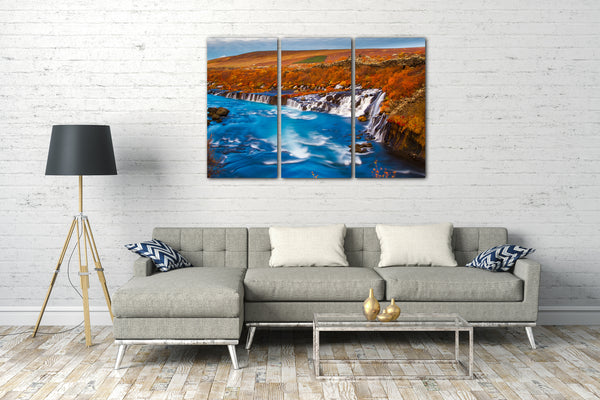 Leinwandbild Landschaftsbilder Wasserfall in Waldlandschaft, Blick von oben