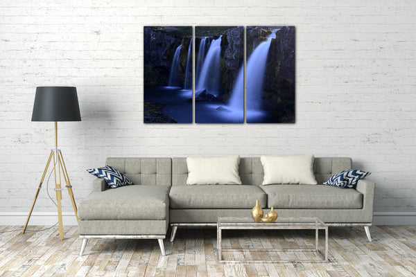 Leinwandbild mehrere Wasserfälle nebeneinander mit Unschärfe-Effekt, Wand-Deko