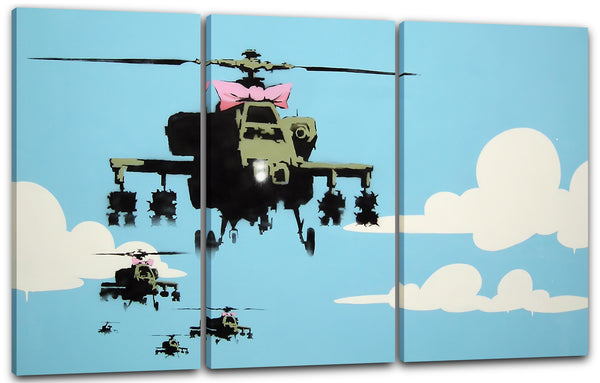 Leinwandbild Banksy - Hubschrauber mit pinker Schleife Helicopter Graffiti Street Art