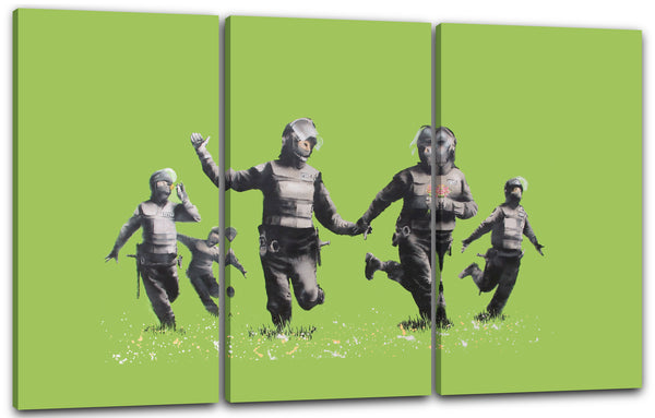 Leinwandbild Banksy - Police officers in field Polizei-Offiziere auf grüner Wiese Street Art