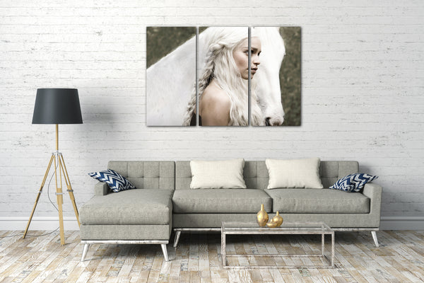 Leinwandbild Game of Thrones Daenerys Targaryen weisses Pferd